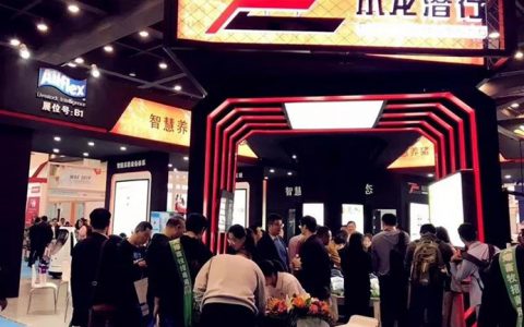 告别传统养殖，李曼大会上智慧养猪联合生态展实力吸晴